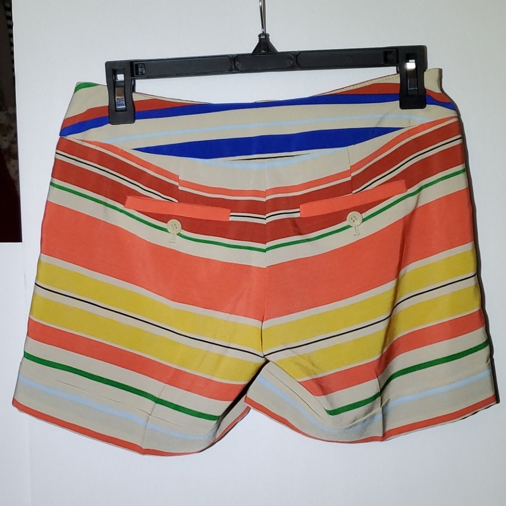 Outback Red Shorts - Picture 2 of 2